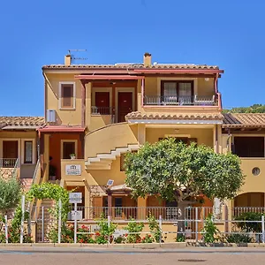  Bed & Breakfast Simius Bay Italy